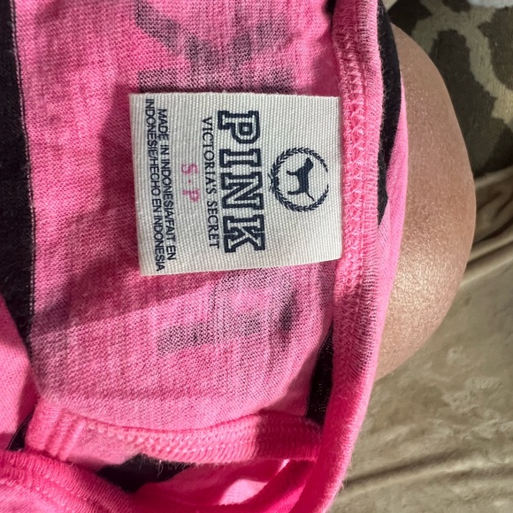 Pink tank top - Picture 2 of 3